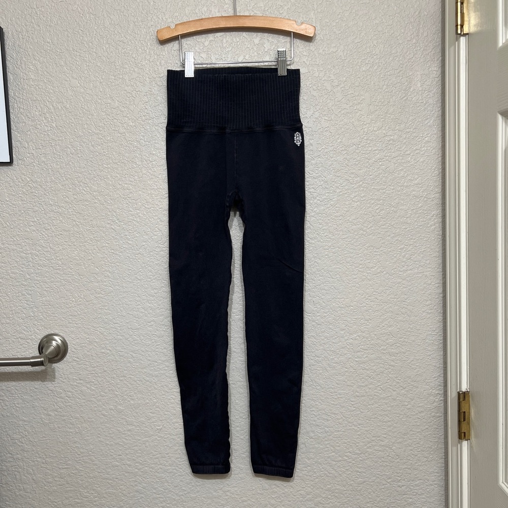 Free People High-Rise 7/8 Length Good Karma Leggings